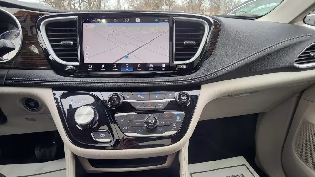 2023 Chrysler Pacifica - 2C4RC1GG1PR610495 - Image #16