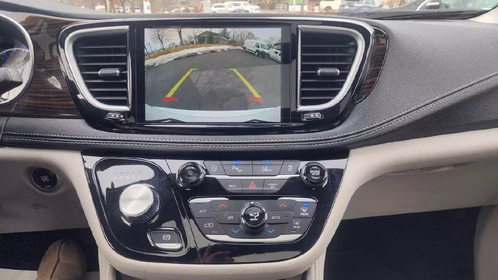 2023 Chrysler Pacifica - 2C4RC1GG1PR610495 - Image #14